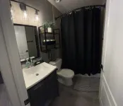 Modern 2 bedroom basement suite