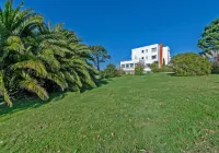 Apartment with stunning sea views and equipped with heated swimming pool