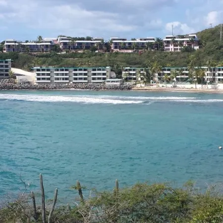 NEW LISTING- Ideal Oceanside Location and Recent Renovation / DREAM Combination!