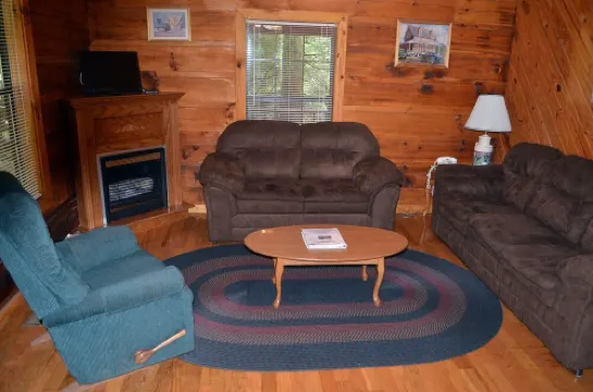 2 bedroom 1 bath cabin