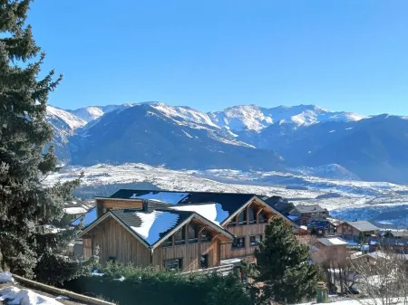 Sunshine at Font Romeu Отели рядом с достопримечательностью «Station de Ski - Font Romeu Pyrénées 2000»