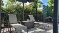 Garden Relaxing Room W/ Private Pool & Jacuzzi