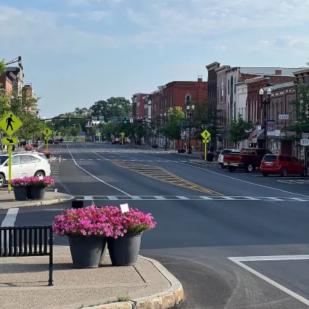 Large One Bedroom Downstairs - with laundry