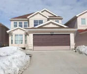 Marvelous  Bedroom House on Comdale Hotels near University of Manitoba