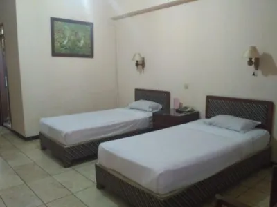 Kusuma Kartikasari Hotels near SHOP AND DRIVE NEW PALUR OUTLET OLI/AKI & SHOCK ABSORBER MOBIL MOTOR