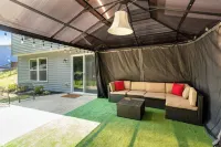 4-bedroom house in awesome Temple Hills with AC, WiFi. Enjoy your stay Hotel a Camp Springs