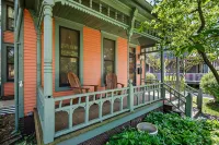 Charming 5-BR, 8 mins to ND, in Museum District