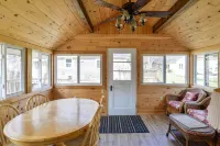 Traditional Cottage in Muskoka Lakes Bala