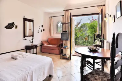 2 bedroom apartment with beach access in Mallorca