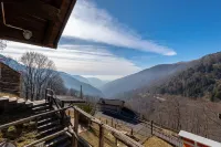 Spacious rustico in the Indemini Valley with a view of Lake Maggiore