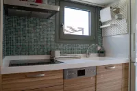 Eclectic Urban Nest - Homestays