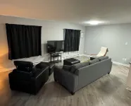 Spacious and Cozy house in charming Lake Cowichan