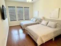 5 bed/4.5 bath family home with office space @ Cimarron. Excellent location! - Wi-Fi