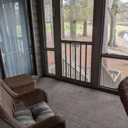 Perfect Vacation Rental! Beach, Golf, Pool & more. Pet friendly!