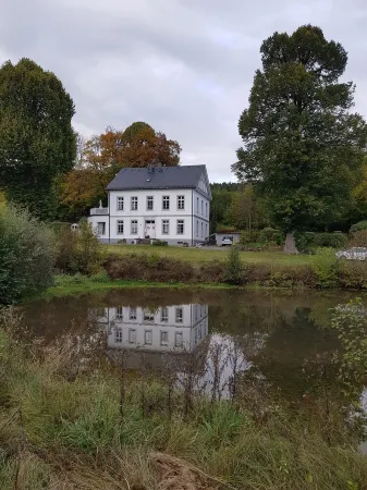 Country Idyll, Child-Friendly, Minipigs, Ponies, up to 11 People Отели в г. Хальфер