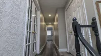 Doctor's Lounge - An Executive Home in Niagara