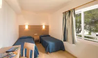 Mariner Club Apartments