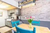 Lansing Layover #12| Project Runway