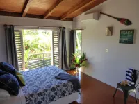 Muri Beachside Villa - Super Popular  Location at Muri Beach, Pool, Kayaks!