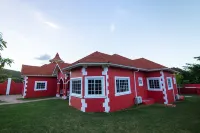 The Palms At Wentworth *Brand New* Full Staff Hotels in 