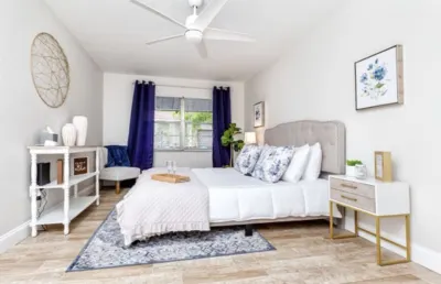 1 block to dwnt/7min beach/king bed/Free parking Hotels in der Nähe von Keiser University