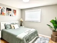 Charming 4-bedroom house near Muckleshoot in Auburn Soos Creek Botanical Garden附近的飯店