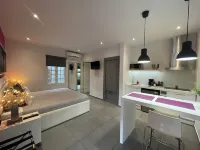 3 Min Walk to Beach & Shops & Best Restaurants from Lagoon Studio # 1 르네상스 아일랜드 네이쳐 트레일 주변 호텔