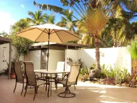 150 footsteps to the beach Hotels in 