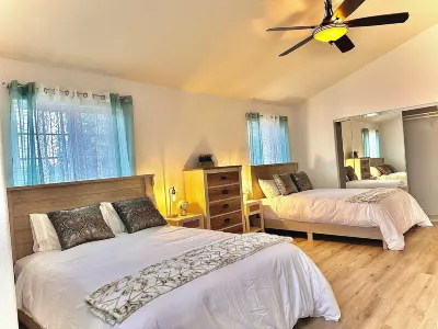 Santa Ana Royal prestige home/ pool-spa resort style/ Disneyland/Beaches/16guest
