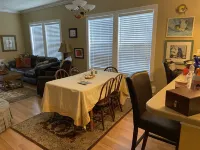 Modern Beach House w/ Ocean View - 2 min walk to the beach!