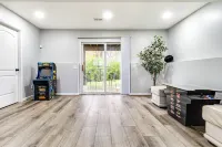 Cozy Ohio Home - Deck, Arcade Games and Near Golfing - Bungalows