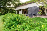 ONE-OF-A-KIND LUXURY VILLA - Free golf cart!