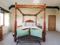 Marhayes Hotels in Camelford