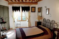 Orangerie de Cardet - Maison d'hôtes - B&B Hotels in Sauve