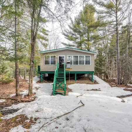Creekside Retreat in the Adirondacks: Swim & Hike!