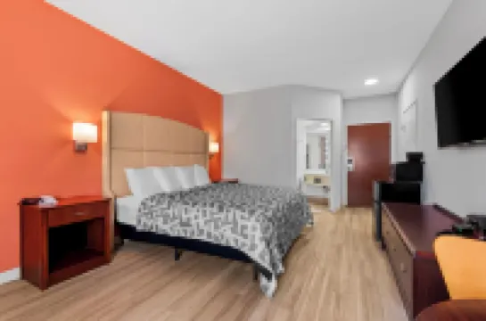 Scottish Inns & Suites - North Hershey