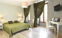 Logis Hôtel-Restaurant le Relais Hotels in Hauterives