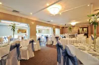 Maples House Hotel - Parkplatz