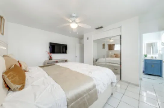 4 ไมล์ ถึง ฮาร์ด ร็อค สเตเดียม: มิรามาร์ โฮม พร้อม เตาบาร์บีคิว