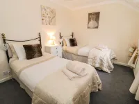 Tyn Y Gorlan Hotels in Dolbenmaen