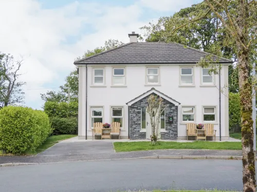 Stoneywood - 2-Star