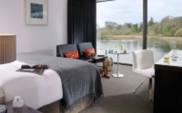 Ice House Hotel Hotels in 