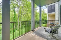 Walk to Historic Maryville: True Southern Getaway! Hotels in Maryville