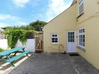 Brick Cottage Hotels in Grade-Ruan