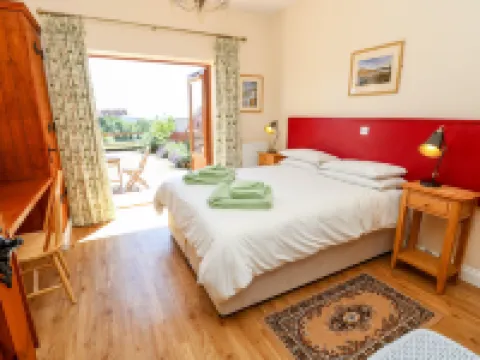 3 the Stables Hotels in Ryde