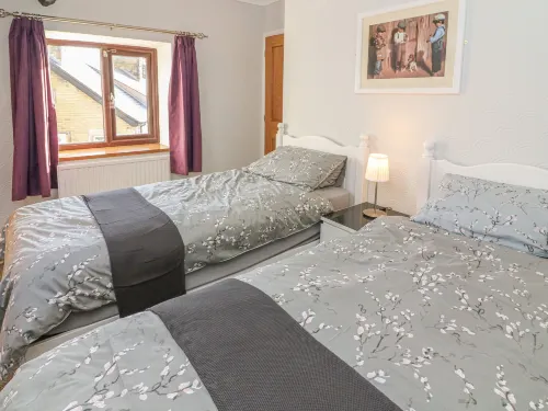 Rose Cottage - 4-Star