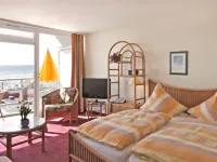 Ostsee-Hotel Hotels in GroBenbrode
