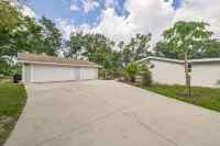 Elwood Park Gem: Spacious 3br Prime Location 3 Bedroom Home Hôtels à : Comte de Manatee