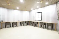 U Life Hotel