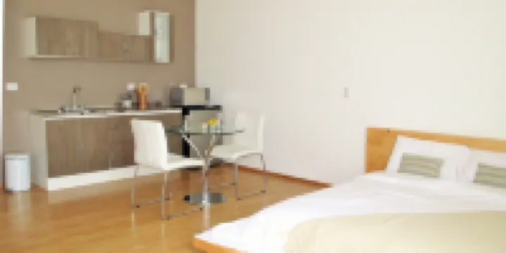 Cedar Cats Short Stay Apartments - Adults Only Hotels in San Pedro